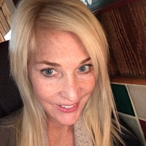 Meet your Posher, Vicky